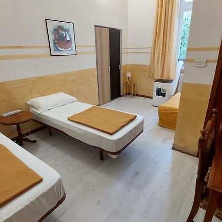 Hotel Roma Gondola Srls Esterno foto